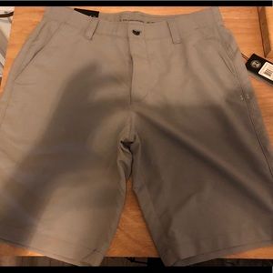 Under Armor Golf Shorts Size 34